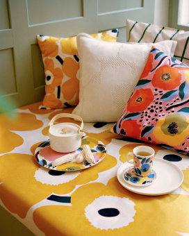 marimekko Oiva Teekanne mit Sieb 7 dl, cremeweiß