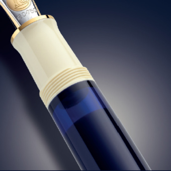 Pelikan Souverän Special Edition M800 Cream Blue Kolbenfüllhalter 