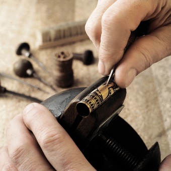 Pelikan Toledo M700 Schwarz Kolbenfüllhalter