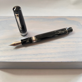 OMAS Bologna Limited Edition Permanio Kolbenfüllhalter