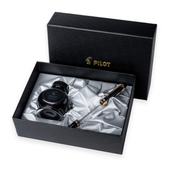 Pilot Custom 823 Füllfederhalter Transparent