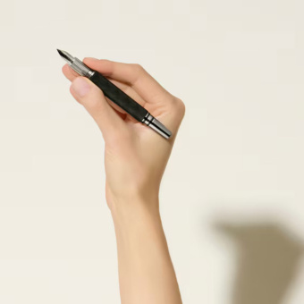 Montblanc StarWalker Extreme Resin Füllhalter 